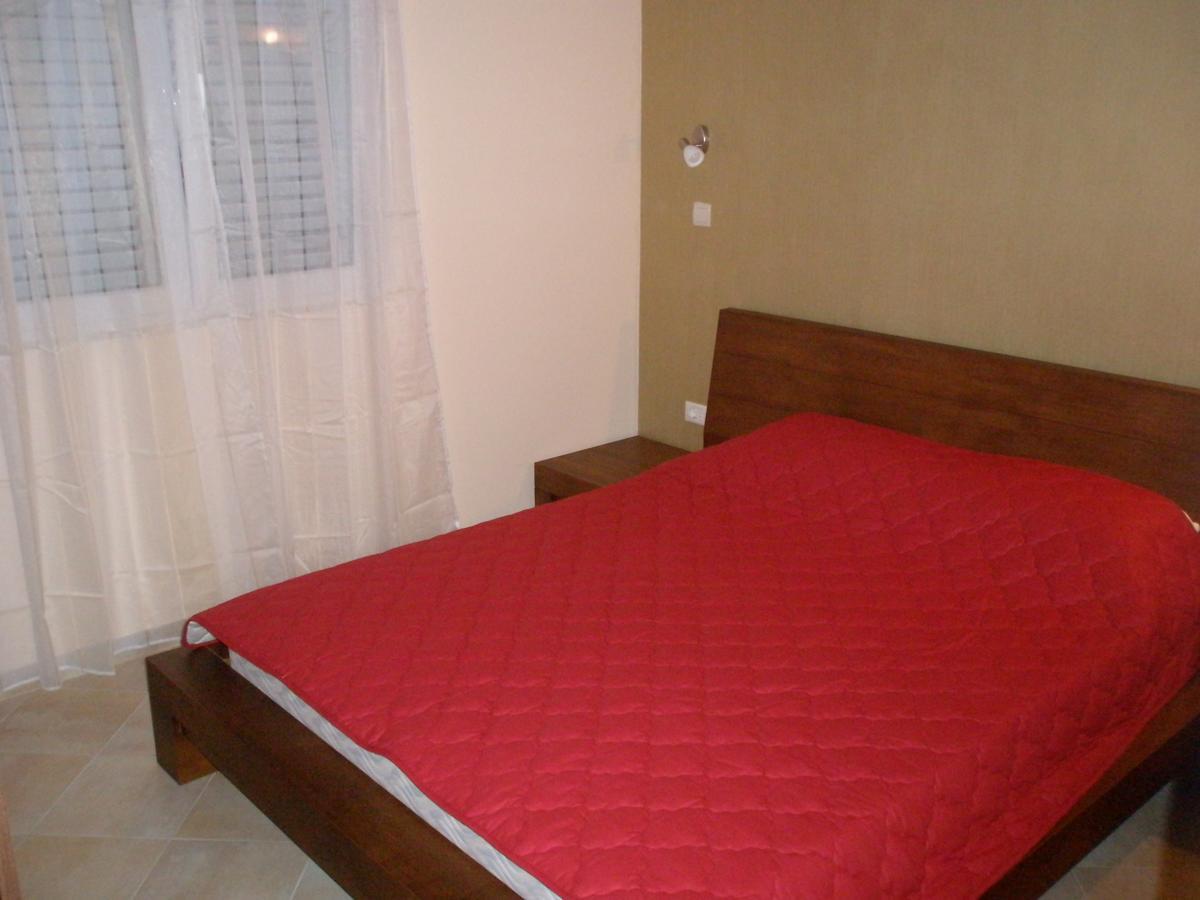 Apartments Lila Aurea Петровац Экстерьер фото
